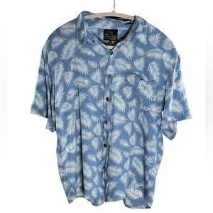 Mens Light Blue Short Sleeve Button Down with White Fern Pattern SZ L